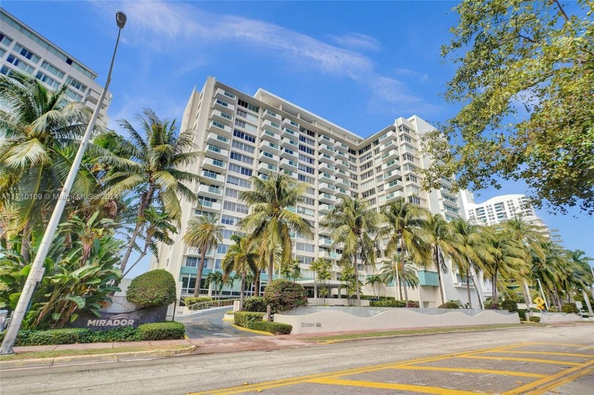 Exquisite Remodeled Condo at Mirador 1200, Miami Beach. Discover - Beach Condo for sale in Miami Beach, Florida on Beachhouse.com