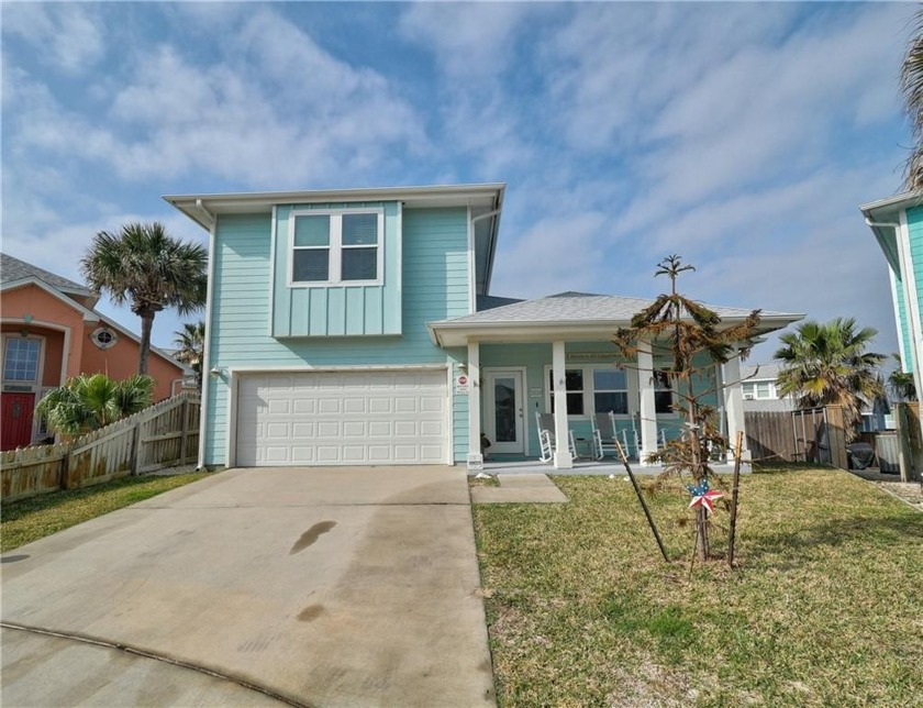 Beautiful, custom built home with lots of extras. Three bedrooms - Beach Home for sale in Port Aransas, Texas on Beachhouse.com