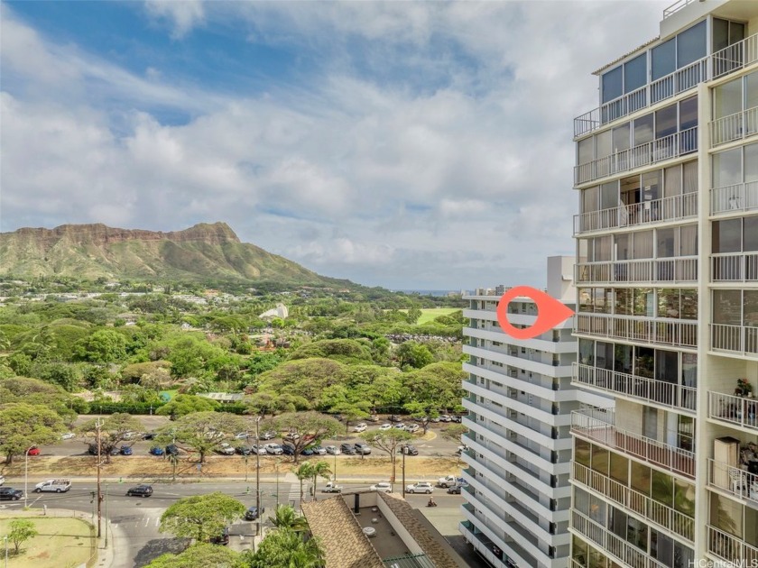 PRICED FOR QUICK SALE!! Panoramic views of Diamond Head, Park - Beach Condo for sale in Honolulu, Hawaii on Beachhouse.com