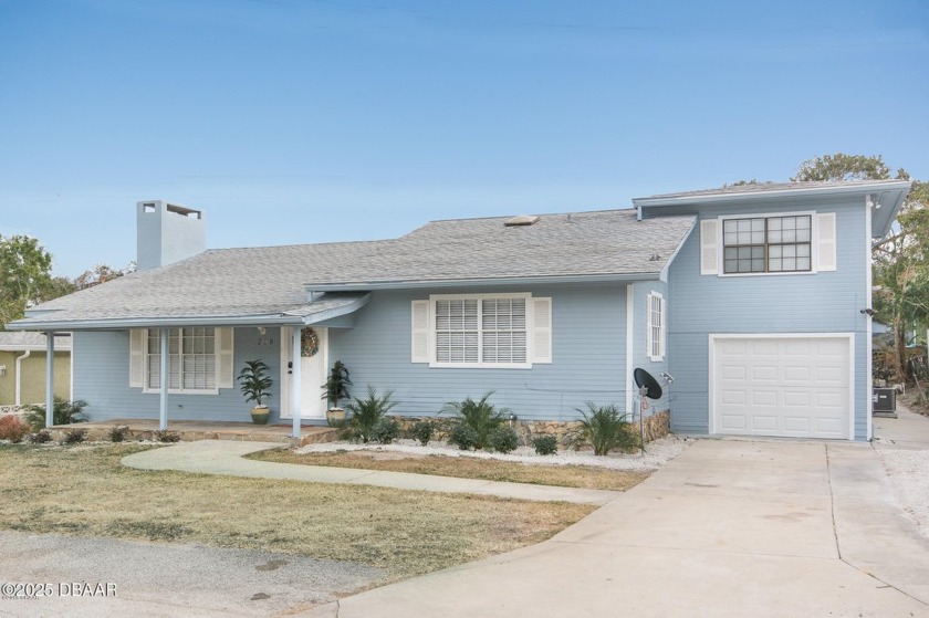 AMAZING OPPORTUNITY!! A MUST SEE! Be the one to secure this - Beach Home for sale in Daytona Beach, Florida on Beachhouse.com