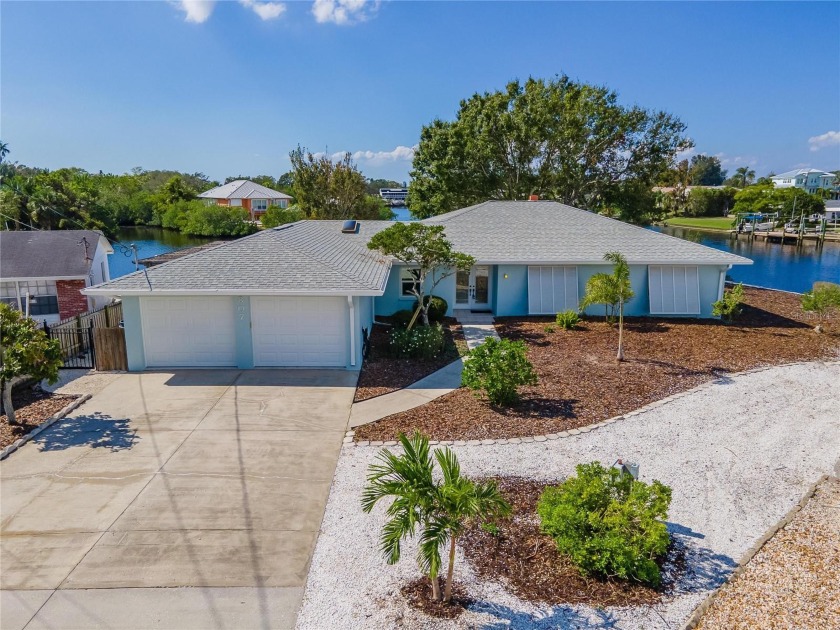 Looking for a stunning waterfront property? Wait no more!! Here - Beach Home for sale in Ruskin, Florida on Beachhouse.com
