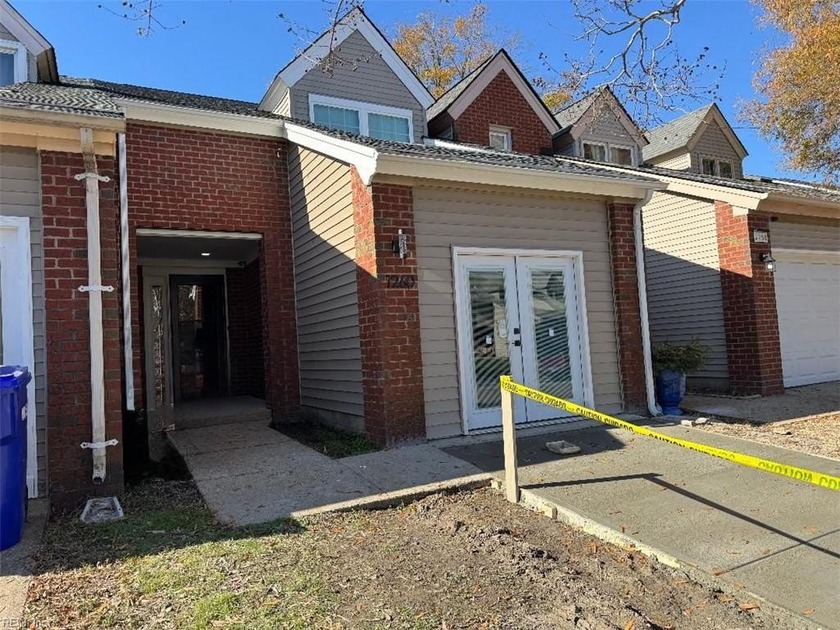 Fully renovated townhome offering 1,834 sq ft of stylish living - Beach Townhome/Townhouse for sale in Virginia Beach, Virginia on Beachhouse.com