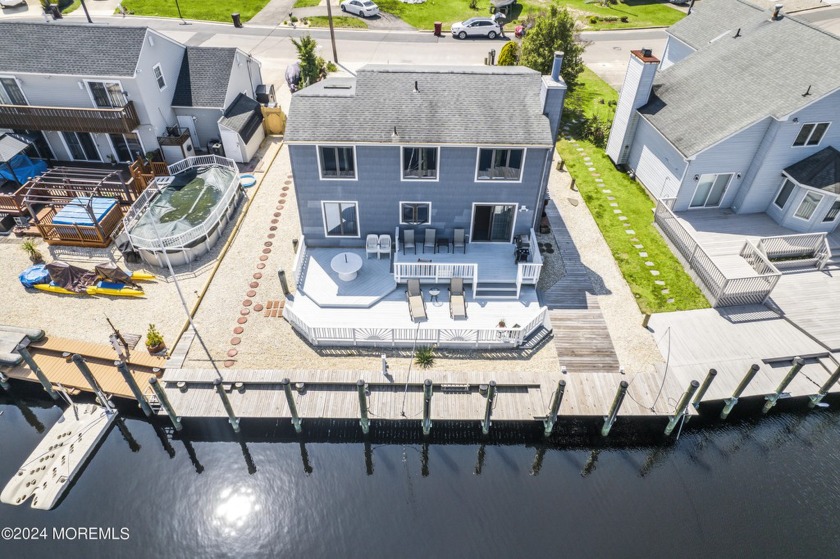 Paradise Found! Perched on a deep,  wide canal with no bridge - Beach Home for sale in Bayville, New Jersey on Beachhouse.com