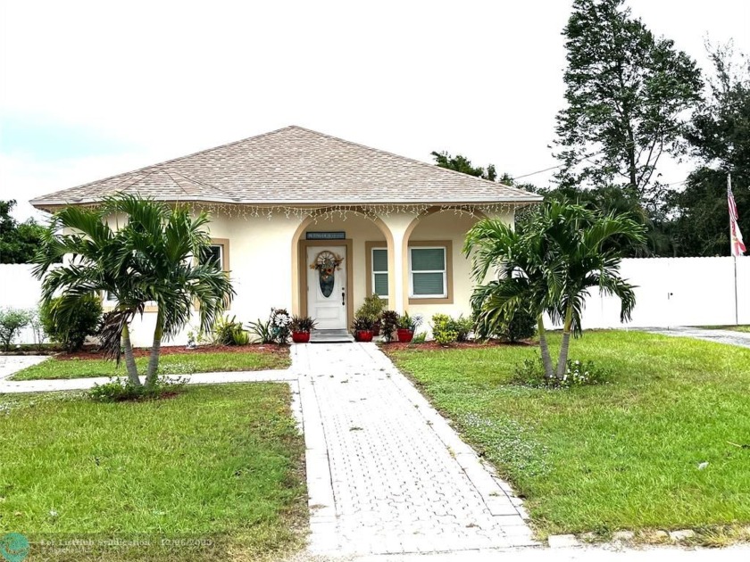 This 3-bedroom, 2-bathroom home is a substantial opportunity, An - Beach Home for sale in West Palm Beach, Florida on Beachhouse.com