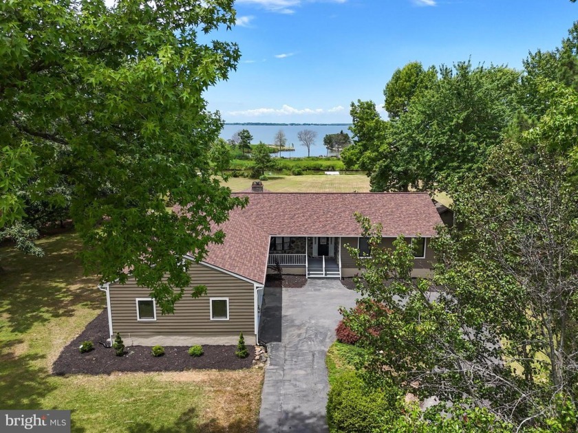 Move-In Ready* You are going to love this one level waterfront - Beach Home for sale in Grasonville, Maryland on Beachhouse.com