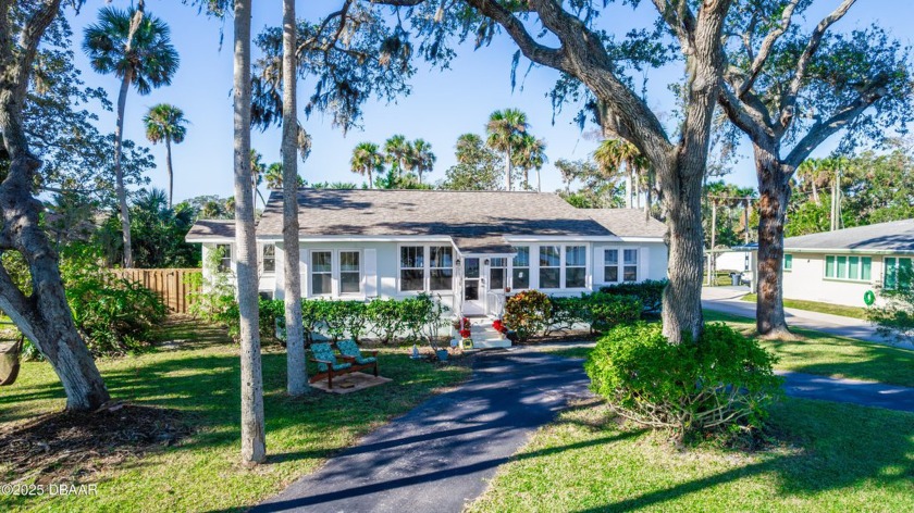 Price to sell! Discover peaceful intracoastal living in this - Beach Home for sale in Port Orange, Florida on Beachhouse.com