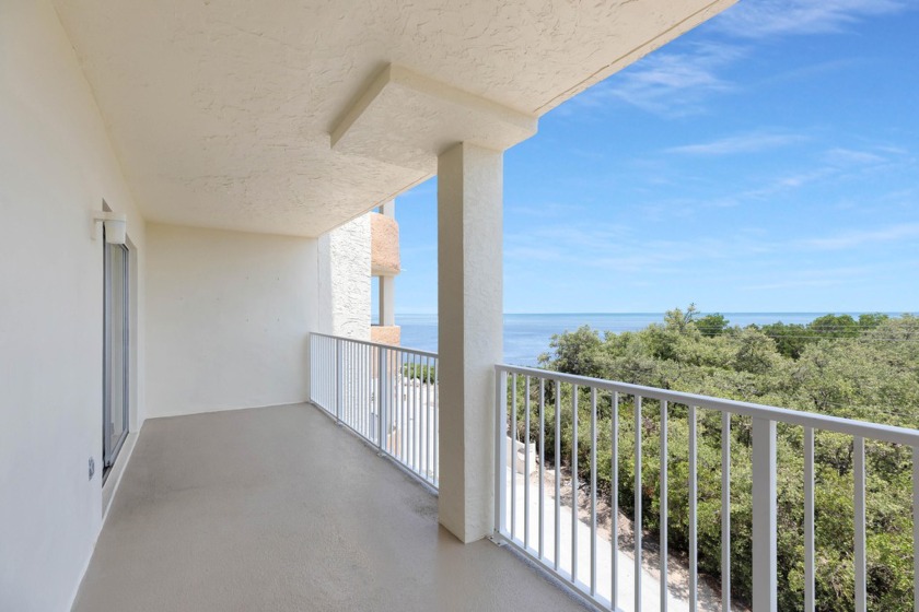 Super cute fully renovated condo building in Islamorada. This - Beach Condo for sale in Plantation Key, Florida on Beachhouse.com