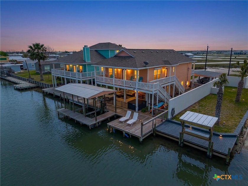 Waterfront living at its best. This canal front 4BR/3BA home - Beach Home for sale in Rockport, Texas on Beachhouse.com