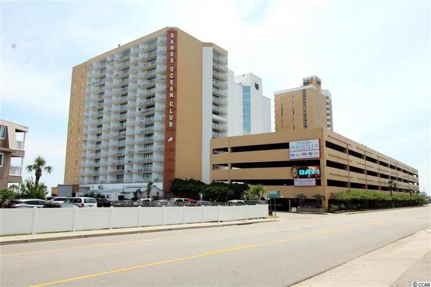 Direct Oceanfront Condo at the popular Sands Ocean Club.  This - Beach Condo for sale in Myrtle Beach, South Carolina on Beachhouse.com