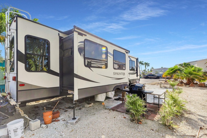 Transient RV/Buildable lot in the much sought after Venture Out - Beach Lot for sale in Cudjoe Key, Florida on Beachhouse.com