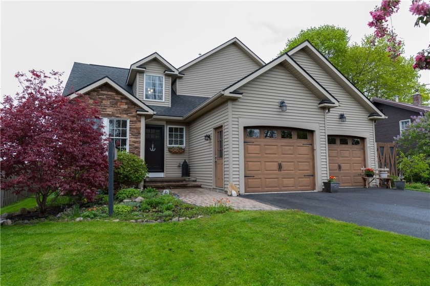 Very Desirable Lake Front Community! Custom Built Lake Front - Beach Home for sale in Greece, New York on Beachhouse.com