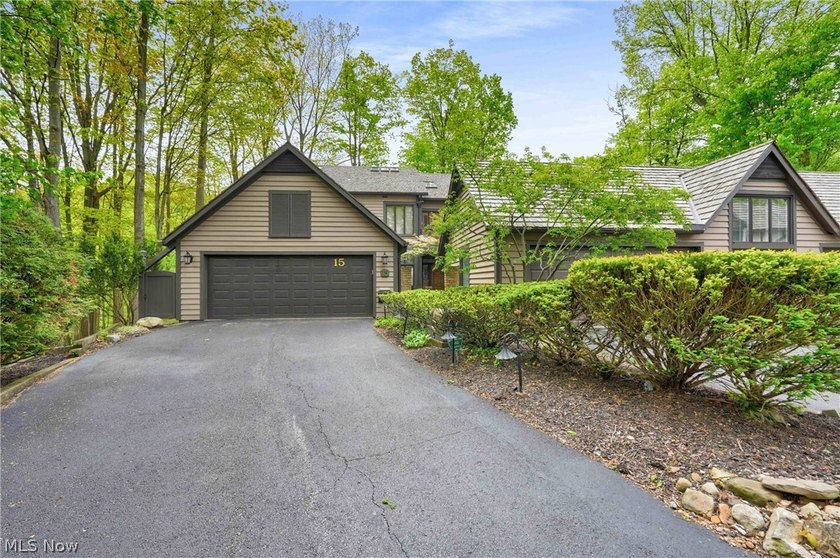RARE OPPORTUNITY in private and very exclusive Hidden Valley in - Beach Condo for sale in Rocky River, Ohio on Beachhouse.com
