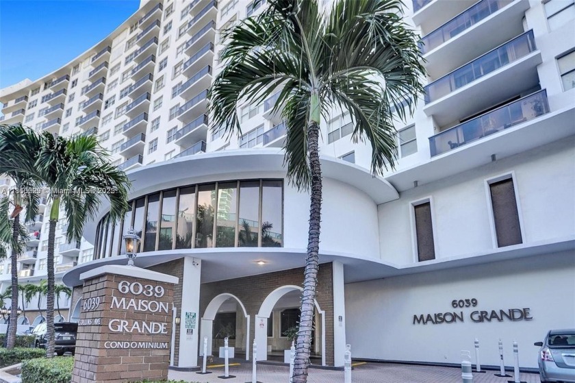 Rarely available and highly sought-after *Direct Pool  Ocean - Beach Condo for sale in Miami Beach, Florida on Beachhouse.com