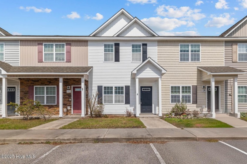 Welcome to your perfect coastal retreat! This beautifully - Beach Townhome/Townhouse for sale in Sneads Ferry, North Carolina on Beachhouse.com