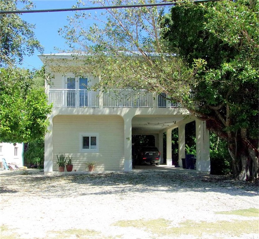 Great family opportunity at this stilt home offering impact - Beach Home for sale in Key Largo, Florida on Beachhouse.com
