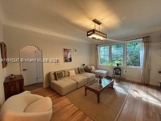 Tropical oasis in the heart of South Beach: step through the - Beach Condo for sale in Miami Beach, Florida on Beachhouse.com