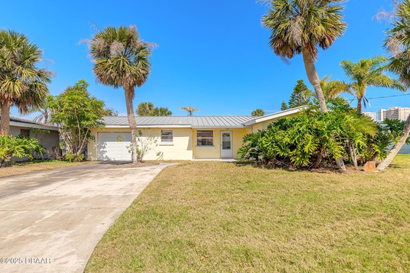 Welcome to your own private oasis so close to the Halifax - Beach Home for sale in Port Orange, Florida on Beachhouse.com