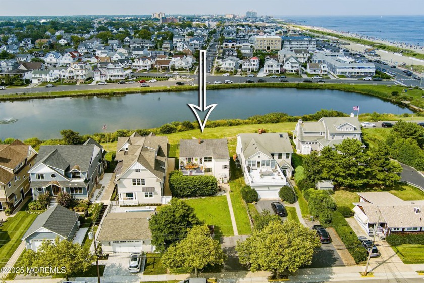 Rare Coastal Gem - Just Half a Block from Avon Beach!

Discover - Beach Home for sale in Avon By The Sea, New Jersey on Beachhouse.com