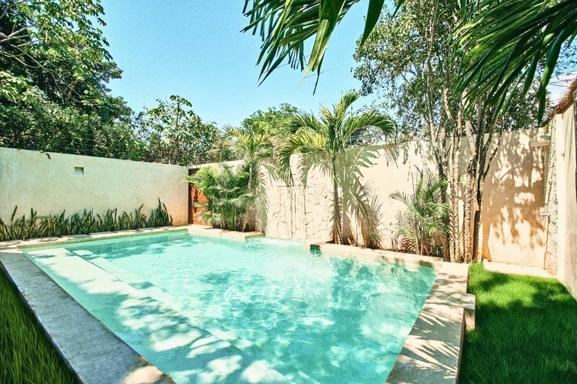 La Veleta, Tulum, Quintana Roo

Asking Price USD 1,100,000
 - Beach Home for sale in Tulum,  on Beachhouse.com