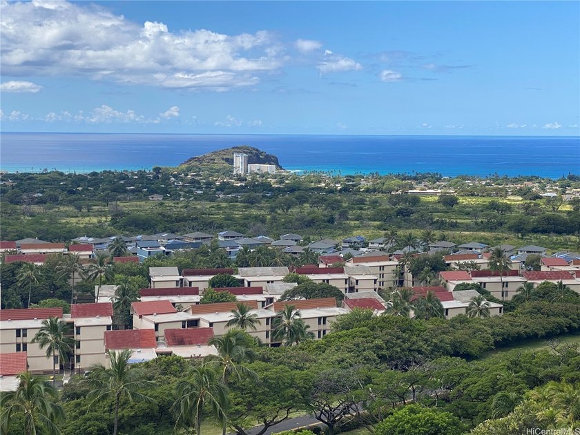 RARE Find! This Valley home is Nestled within the gated - Beach Condo for sale in Waianae, Hawaii on Beachhouse.com