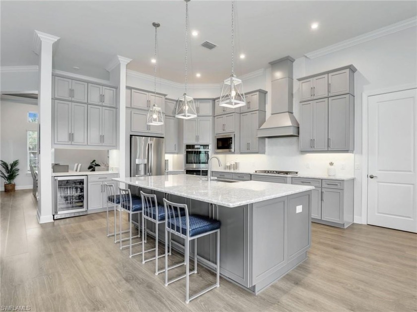 Bring all offers to these motivated sellers!! This is the LOWEST - Beach Home for sale in Naples, Florida on Beachhouse.com