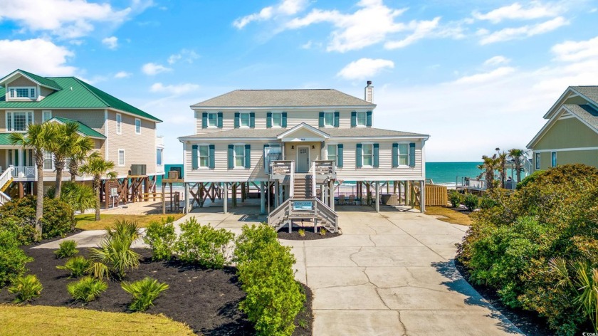 Welcome to your coastal paradise in Murrells Inlet! Nestled - Beach Home for sale in Murrells Inlet, South Carolina on Beachhouse.com