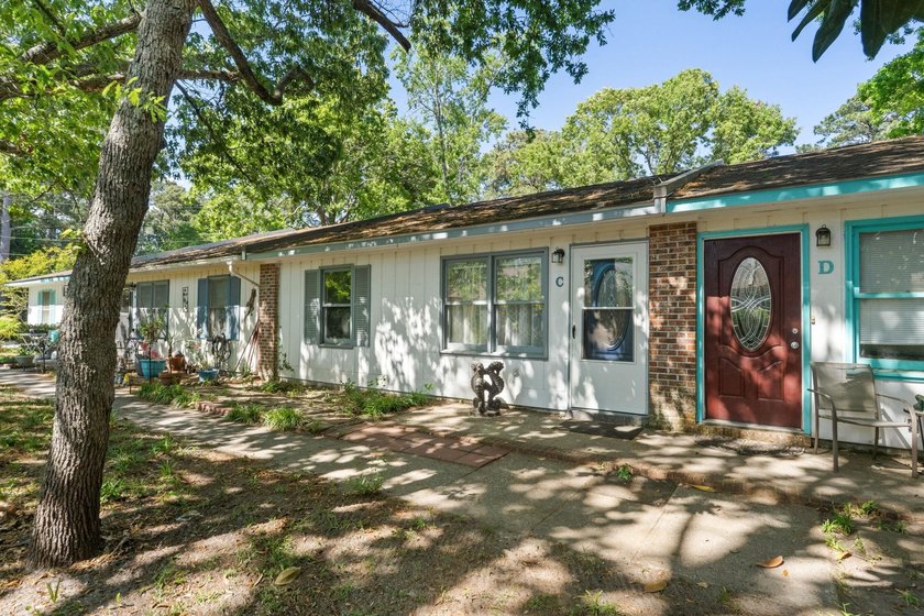 Discover the perfect blend of location, layout, and value in - Beach Townhome/Townhouse for sale in Myrtle Beach, South Carolina on Beachhouse.com