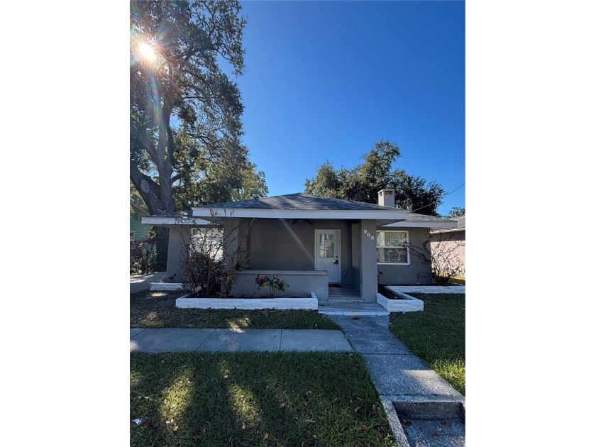 Gorgeous and fully updated 4-bedroom, 3-bath pool home in a - Beach Home for sale in Clearwater, Florida on Beachhouse.com