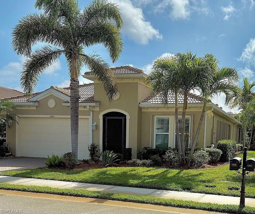 Welcome to 10600 Carena Circle, Fort Myers, Florida in the - Beach Home for sale in Fort Myers, Florida on Beachhouse.com