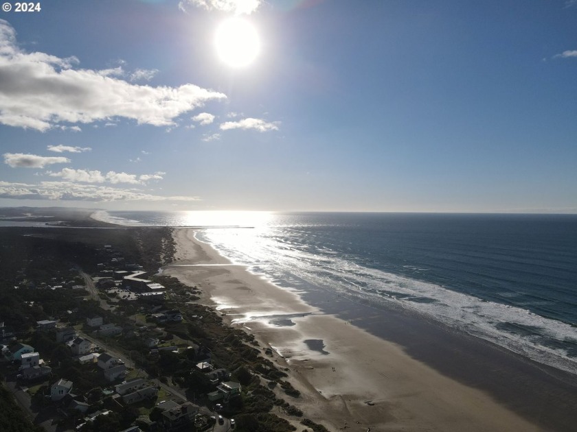 Be one of the next New homes to be built in this gated - Beach Lot for sale in Florence, Oregon on Beachhouse.com