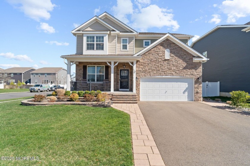 Welcome to 78 Ashburn. Expanded Hampshire Model featuring a wide - Beach Home for sale in Manahawkin, New Jersey on Beachhouse.com