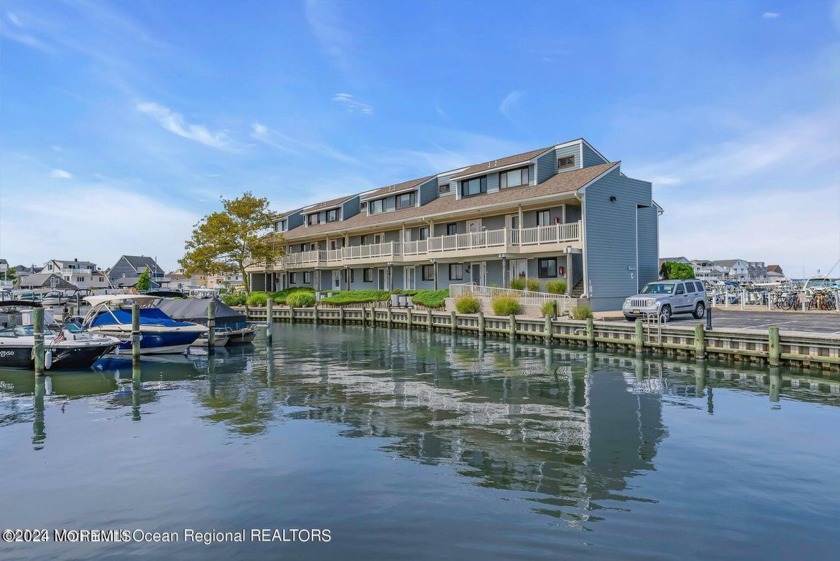 FEATURED LISTING in the Docksider Condo Development.  This - Beach Condo for sale in Ortley Beach, New Jersey on Beachhouse.com
