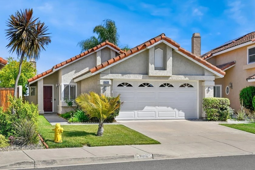 Single-story home with STUNNING VIEWS and an attached two-car - Beach Home for sale in Oceanside, California on Beachhouse.com