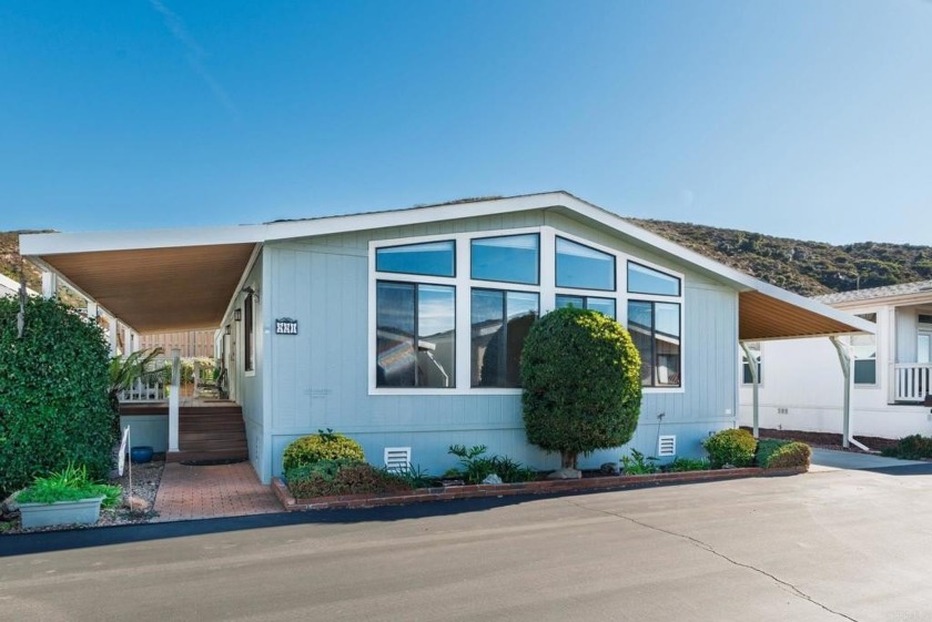 Cozy & Remodeled 2-Bedroom Gem in the popular Ranch Monserate - Beach Home for sale in Fallbrook, California on Beachhouse.com