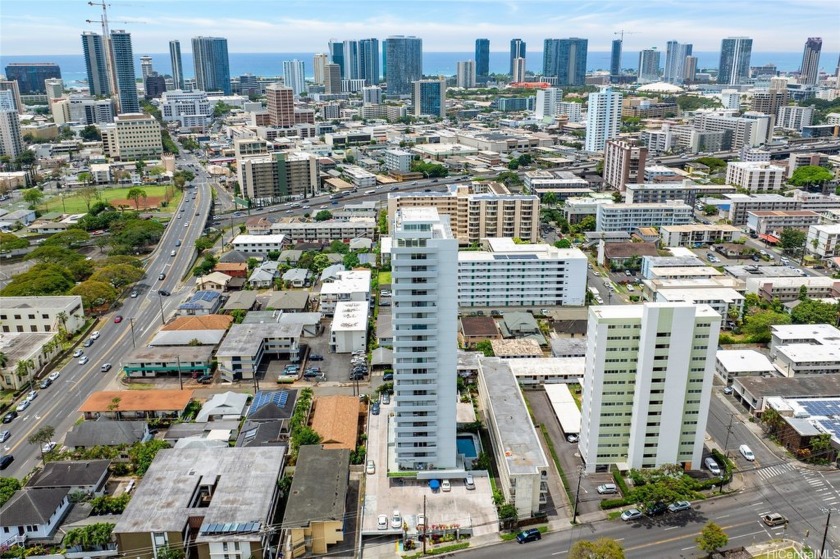 Welcome to Wilder Towers - A Rare Gem in Makiki

Perched on the - Beach Condo for sale in Honolulu, Hawaii on Beachhouse.com