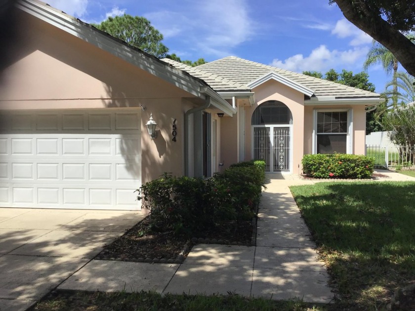 Seller offering closing cost assistance with a full price offer - Beach Home for sale in Hobe Sound, Florida on Beachhouse.com