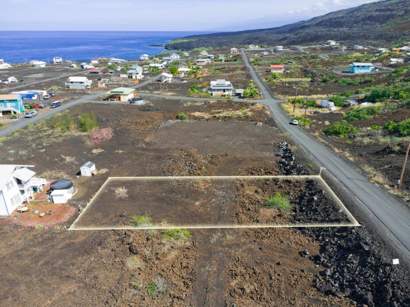 Come and build your very own beach house or family home on this - Beach Lot for sale in Captain Cook, Hawaii on Beachhouse.com