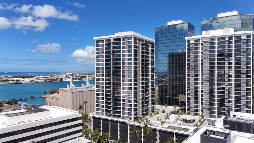 Opportunity awaits at Harbor Square! This 8th floor, 1-bed - Beach Condo for sale in Honolulu, Hawaii on Beachhouse.com
