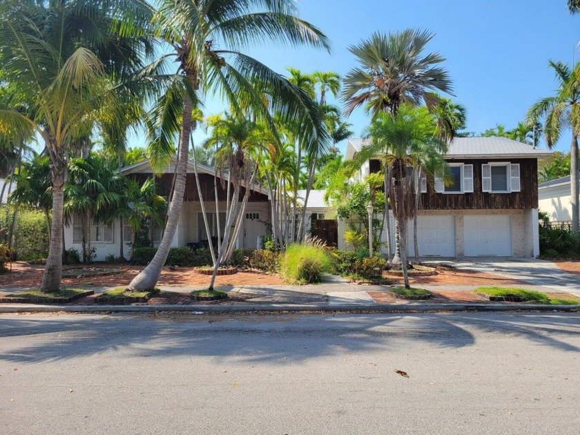 AMAZING FIND!Gorgeous, solid concrete home with 2 bedrooms and 2 - Beach Home for sale in Key West, Florida on Beachhouse.com