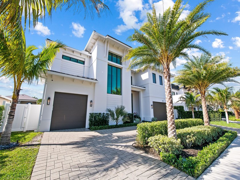 A newly built 2024 estate positioned on 80 feet of prime - Beach Home for sale in Lighthouse Point, Florida on Beachhouse.com