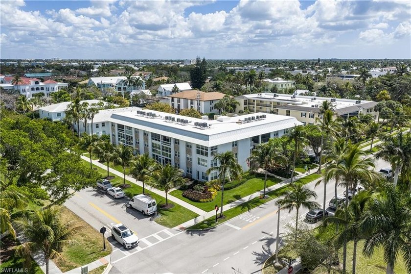 LOCATION + PRICE = VALUE!! 1) Superb Old Naples Location; 3 - Beach Condo for sale in Naples, Florida on Beachhouse.com