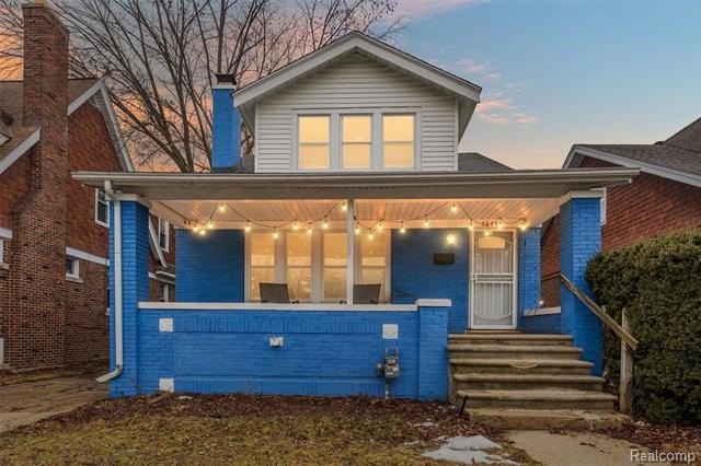 Welcome Home ! This Brick Bungalow style home offers 4 bedrooms - Beach Home for sale in Detroit, Michigan on Beachhouse.com