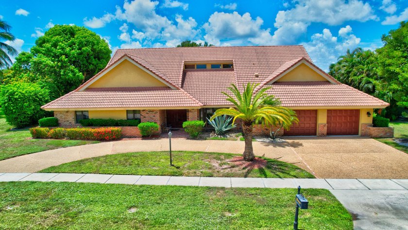 NOW INCLUDES NEW White Impact Windows and Doors! Enjoy perfect - Beach Home for sale in Boca Raton, Florida on Beachhouse.com