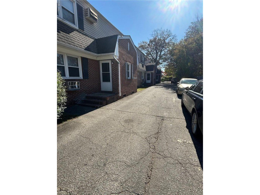 Low maintenance 10 unit apartment building. Rent Roll $135,240 - Beach Apartment for sale in Norfolk, Virginia on Beachhouse.com