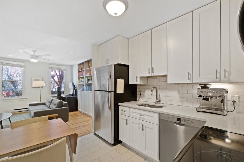 Live on one of downtown Hoboken's most popular streets, with - Beach Condo for sale in Hoboken, New Jersey on Beachhouse.com