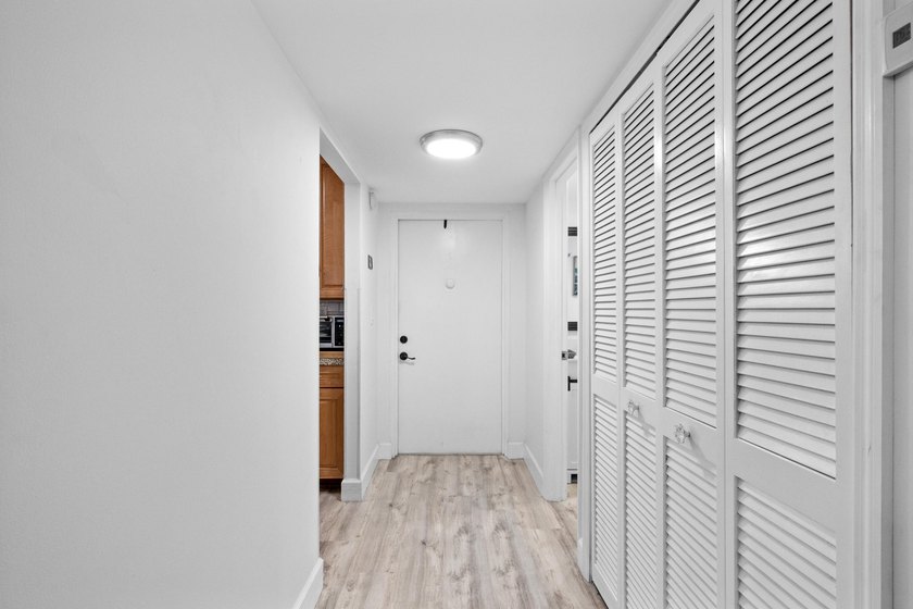 Welcome to this beautifully furnished 1-bedroom, 1.5-bath condo - Beach Condo for sale in Sunrise, Florida on Beachhouse.com