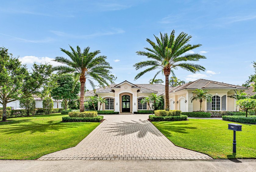 This recently built and meticulously maintained custom home sits - Beach Home for sale in Palm Beach Gardens, Florida on Beachhouse.com