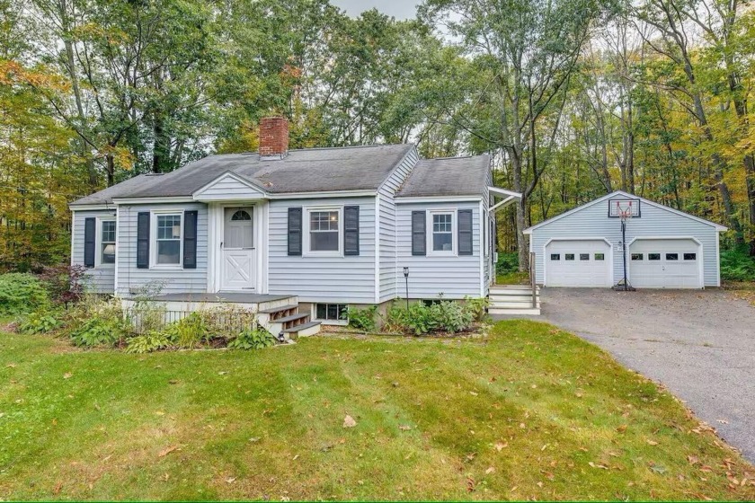 Nestled in a peaceful wooded setting, this cozy 2-bedroom - Beach Home for sale in Wells, Maine on Beachhouse.com