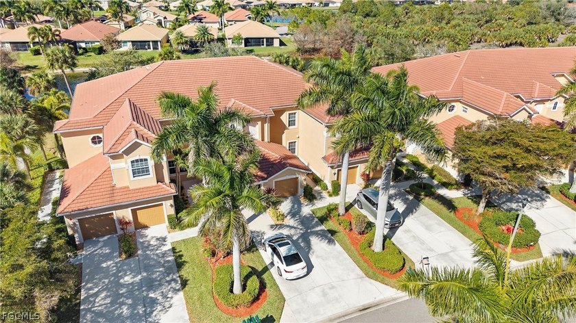 Discover this beautifully maintained two-bedroom, two-bath - Beach Townhome/Townhouse for sale in North Fort Myers, Florida on Beachhouse.com