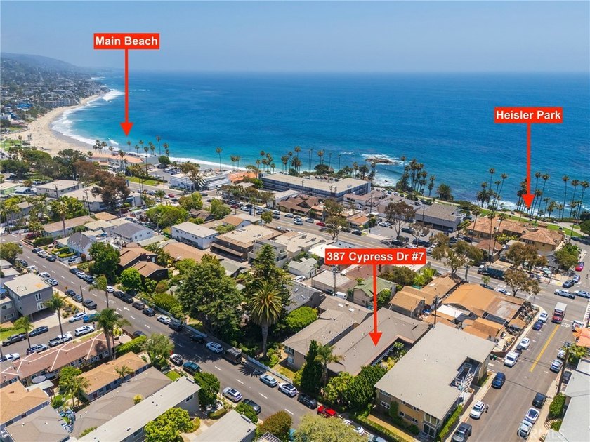 Remodeled condo just one block from Pacific Coast Highway in - Beach Condo for sale in Laguna Beach, California on Beachhouse.com
